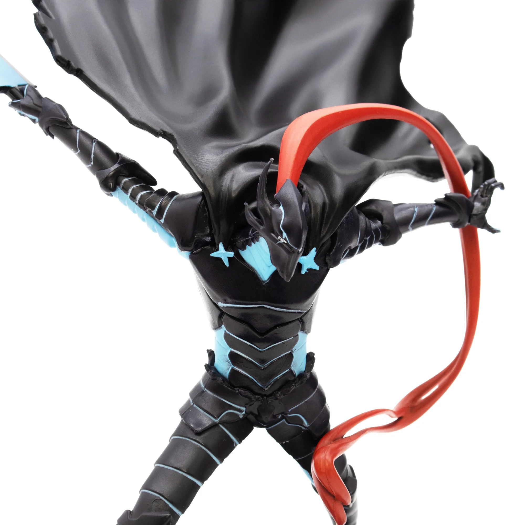 Solo Leveling - Igris Deluxe Vinyl Figure - Image 3